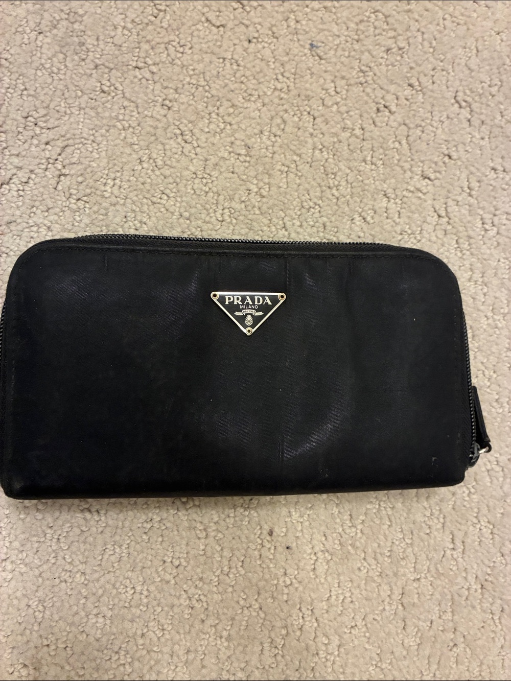 Authentic Prada Tessuto Nylon Zip-Around Wallet  UNISEX👝
